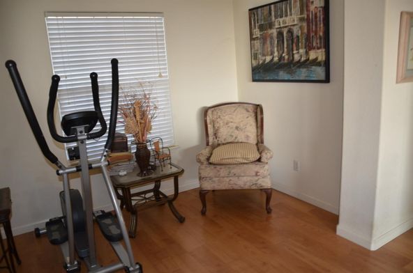 10855 E Nebraska Ave, Selma, CA 93662